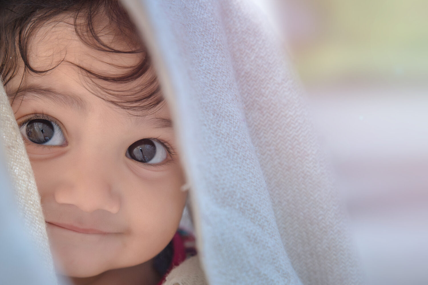 adorable-baby-big-eyes