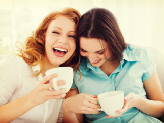 friends-laughing-coffee