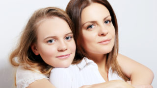 teen-daughter-mom