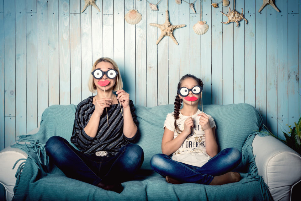 playful-mom-daughter