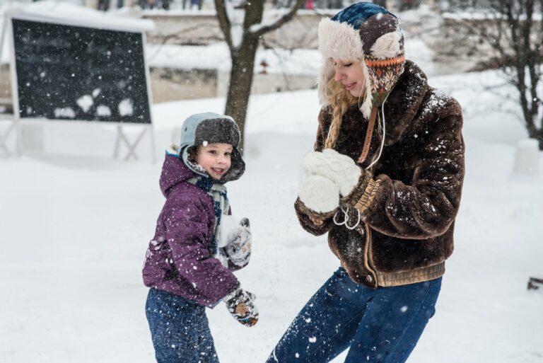 You’ll Love These 16 Great Kid Activities for Snow Days