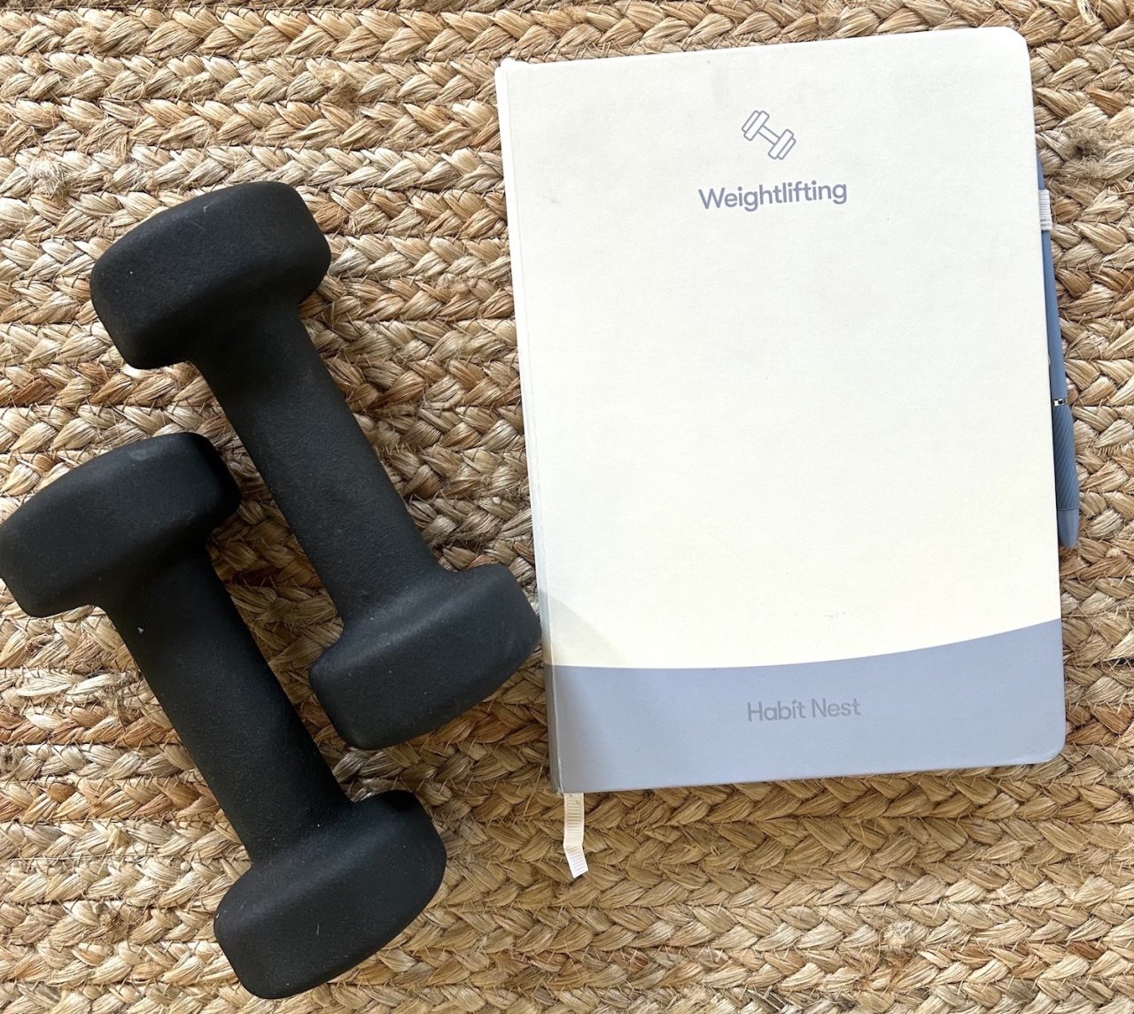 Mom morning routine workout journal - Habit Nest journal